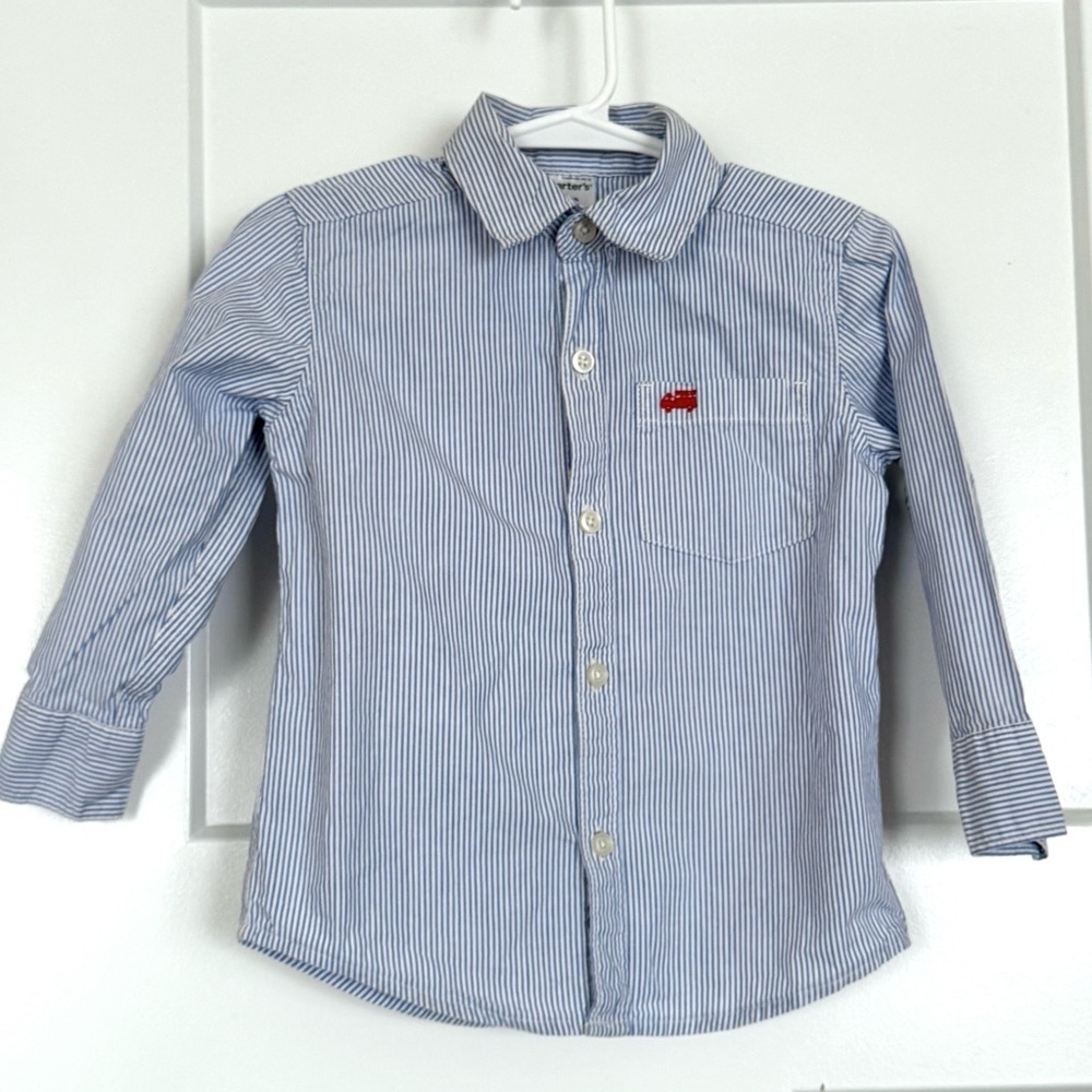 👔 Carter’s Toddler Button-Down Shirt — Size 2T